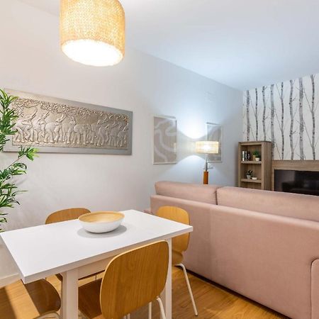 Apartament Mit House Ayala En Madryt Zewnętrze zdjęcie